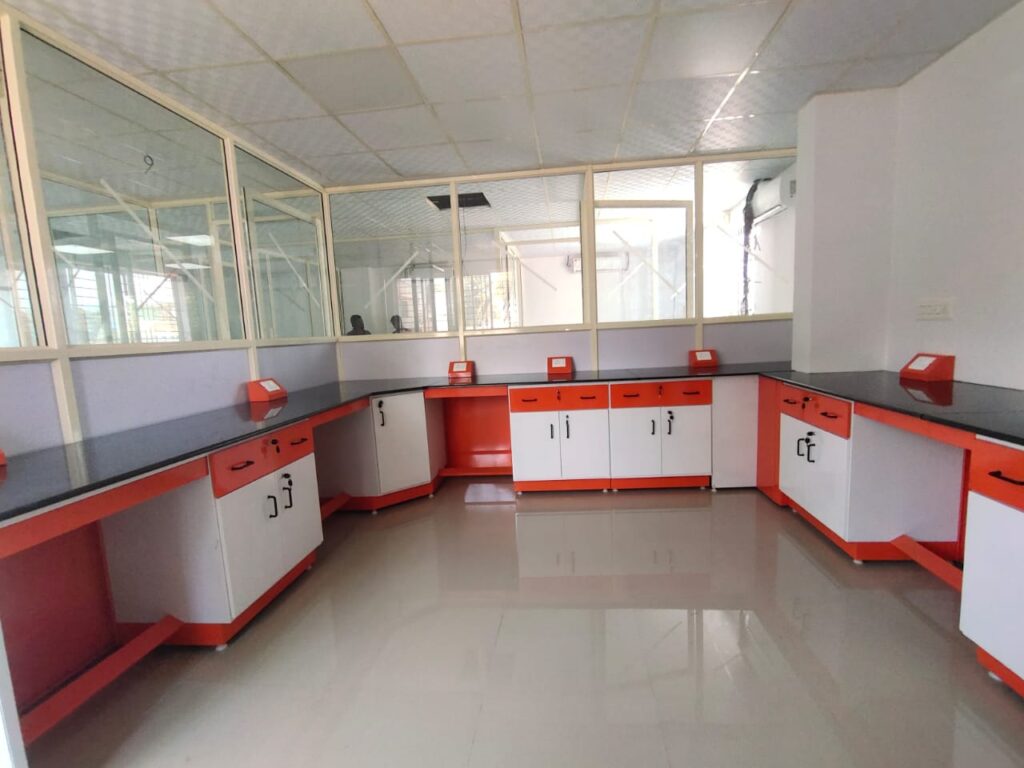 Pharma Lab Furniture