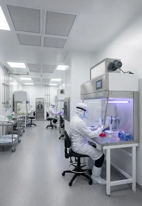 Metrolabs Laminar Air Flow unit – HEPA Grade A ISO Class 5 workstation, pharmaceutical microbiology laboratory