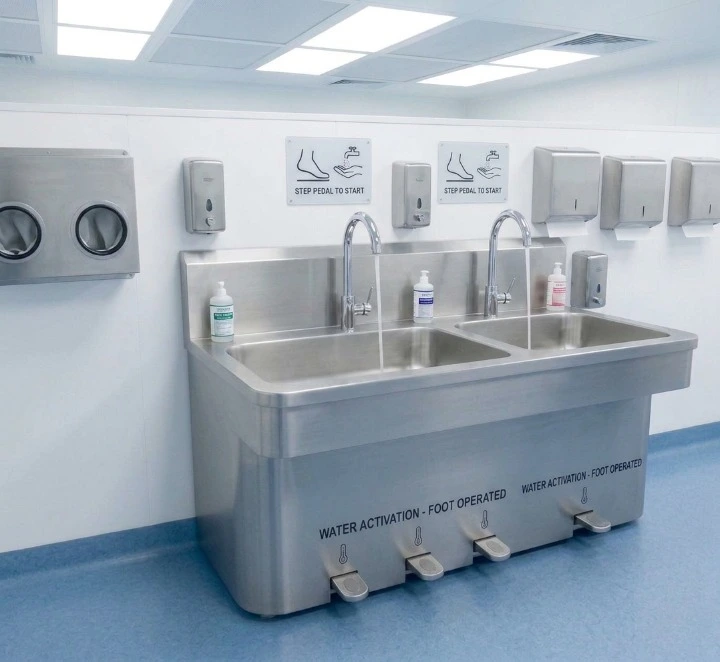 Metrolabs Cleanroom Sanitation Wash Station – SS 316L, multi-fluid dispensers, infrared faucet, HEPA dryer, flush wall-mounted, pharmaceutical cleanroom