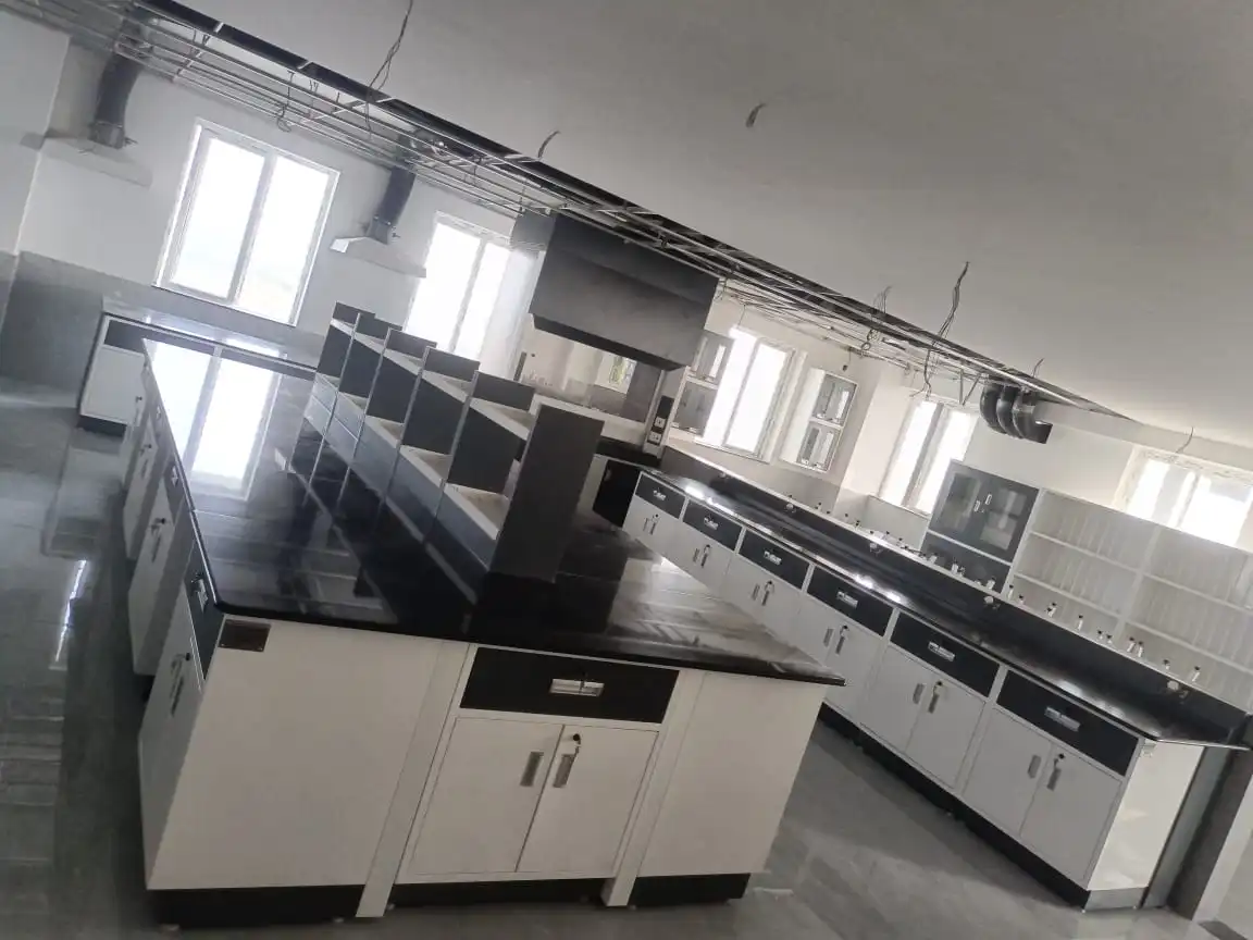 Zuari Farmhub Limited – Metrolabs laboratory furniture, Bengaluru Karnataka